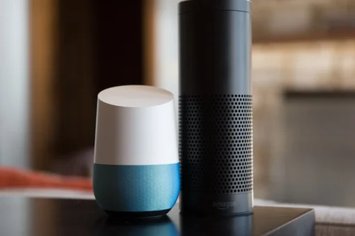 Alexa ou Google Home : Quel Assistant Vocal Choisir pour Votre Maison Connectée en 2023 ?